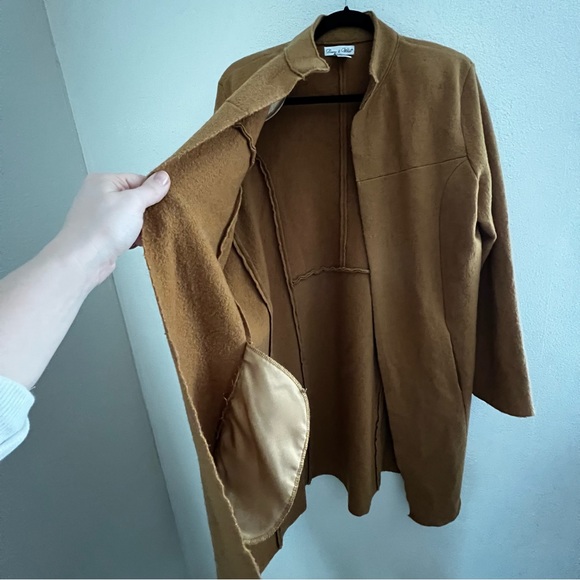 Deans & White Wool Jacket size Large Camel color - Picture 10 of 16